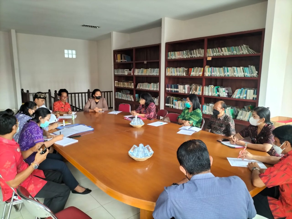 Dinas Pemberdayaan Masyarakat dan Desa (DPMD) Kabupaten Badung, Melaksanakan Pembinaan Kepada Kader Pembangunan Masyarakat (KPM) Desa Petang